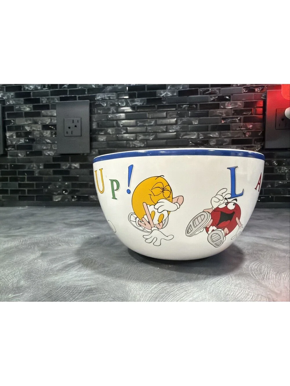 kitchenware vintage M&M Laughing It Up Bowl From 2000